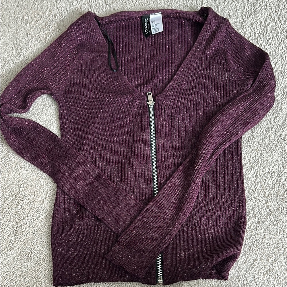 H &M Purple mettalic V-Neck zipper Sweater with Ribbed Texture